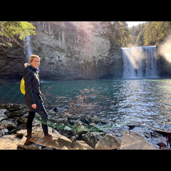 Meet your Posher, Anna lee - Picture 1 of 1